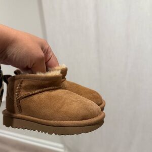 UGG Toddler Ultra Mini